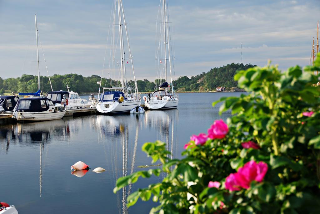 Gjestehuset Ibsen Grimstad  Exteriör bild